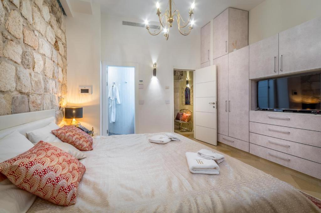 Western Wall Luxury House Yerusalem Bagian luar foto