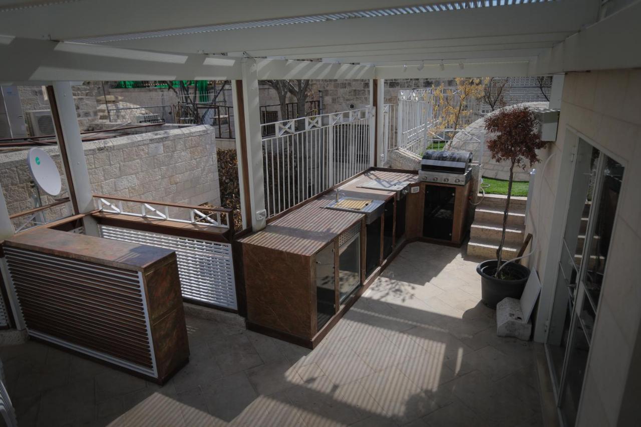 Western Wall Luxury House Yerusalem Bagian luar foto